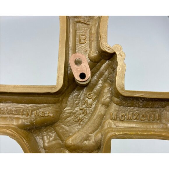 Vtg‎ Gold Tone Plastic Praying Hands Wall Hanging Cross By Burwood Products USA - Picture 4 of 7